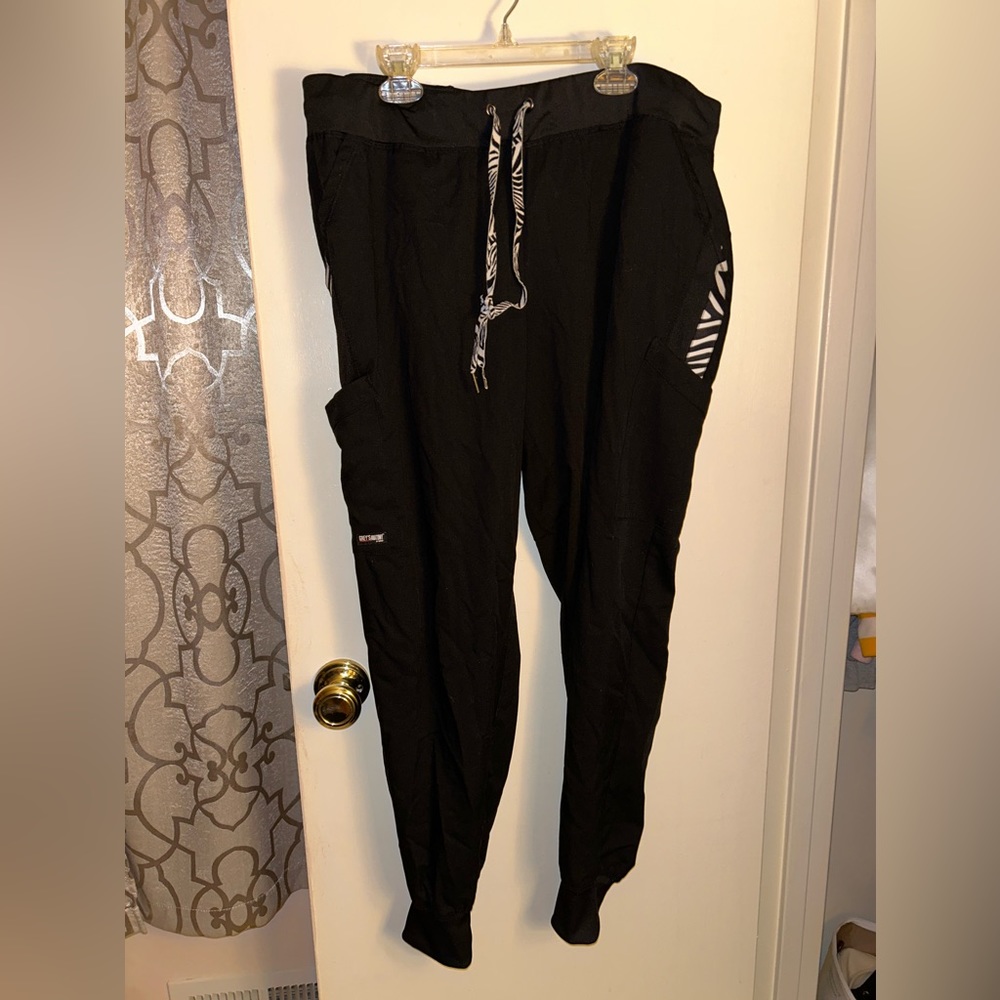 Black Scrub Joggers with Zebra Drawstring Greys Anatomy Size XL (2 pairs!)